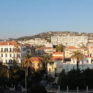 3* Ξενοδοχείο Abrial
